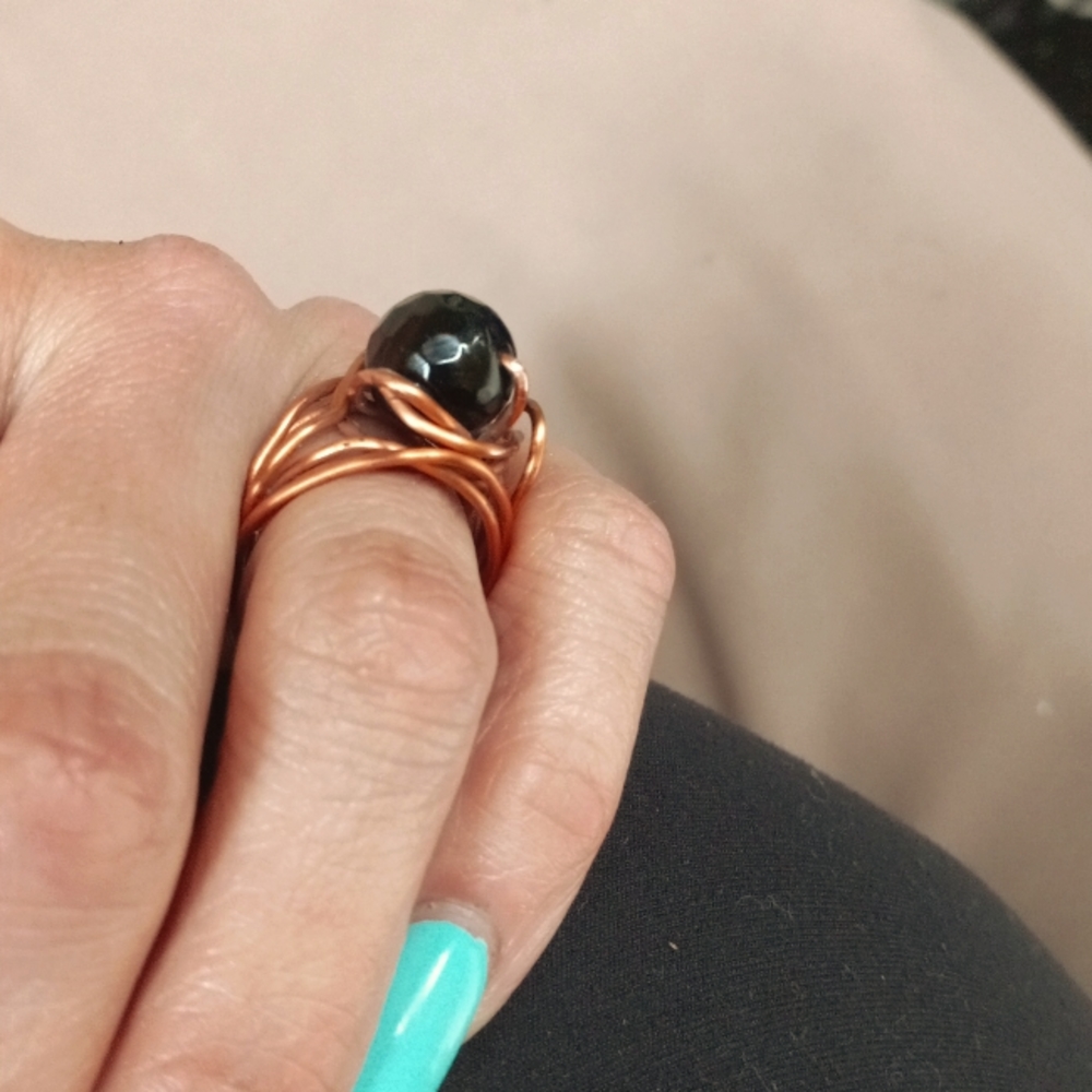 Copper wire, black crystal from Australia, twisted ring,